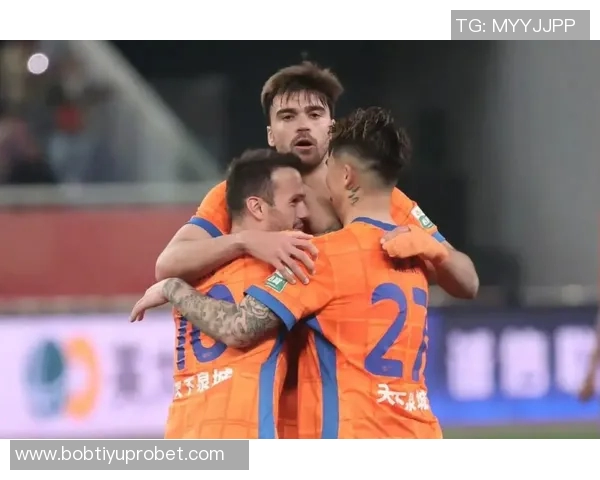 瓦科制造点球机会却被赵博扑出泰山与浙江依然战成平局